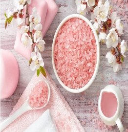 Ngâm tắm đúng chuẩn Spa ngay tại nhà với muối tắm Himalaya